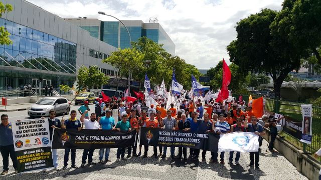 UAW agradece o apoio dos metalúrgicos da Grande Curitiba na luta contra os abusos da Nissan EUA
